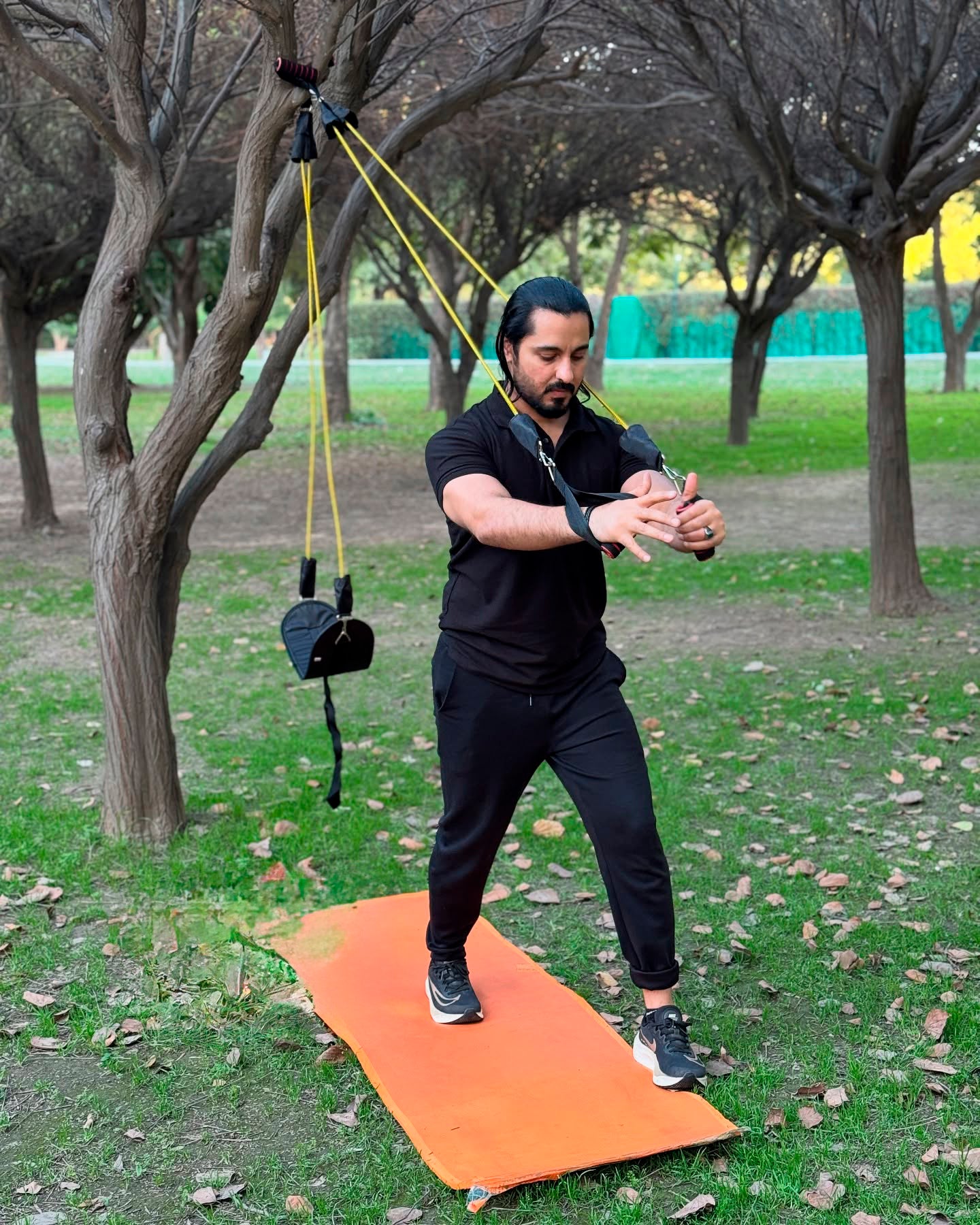 Power Resistance Band 12 Piece Set with Belt- 145kg